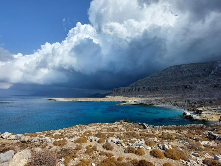 Dorana Apartments & Trekking Hotel Diafani Exterior photo